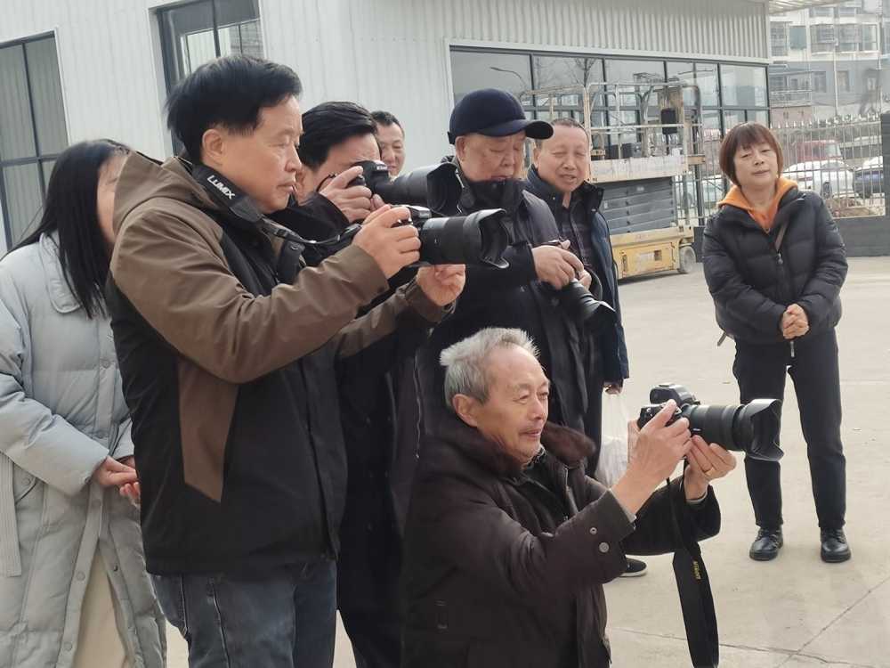 “时光留影，情暖寒冬”公益摄影活动4.jpg