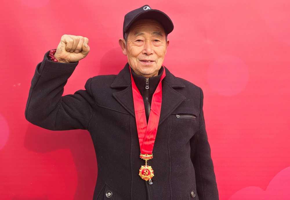 “时光留影，情暖寒冬”公益摄影活动6.jpg