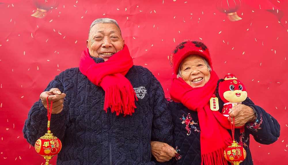 “时光留影，情暖寒冬”公益摄影活动8.jpg